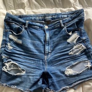 American Eagle Curvy Hi-Rise shorts
